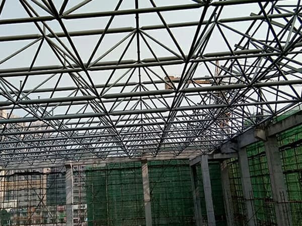 巴中螺栓球网架工程报价